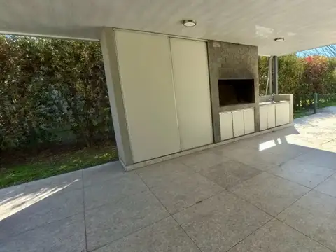 Casa en Alquiler al Norte