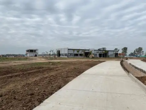 Terreno en Venta 30  mts Fondo