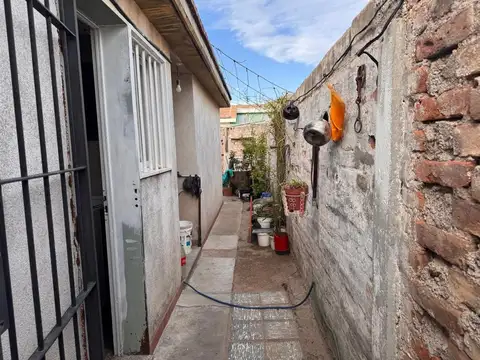 CASA EN VENTA- B° Telepostal