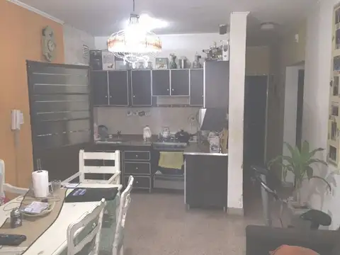 Casa en Venta en Burzaco, USD 98.000