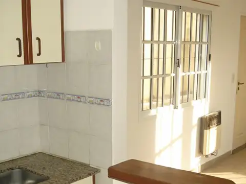 Depto Tipo Casa en Alquiler de 2 dormitorios
