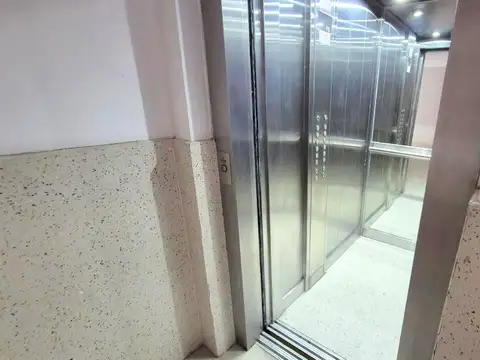 Oficina en Venta en Nuestra Señora De Lourdes, USD 47.000