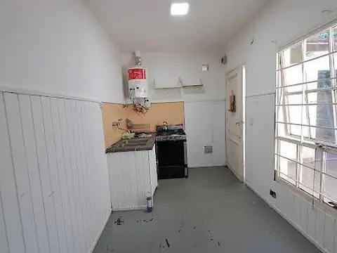 Depto Tipo Casa en Venta 50 años