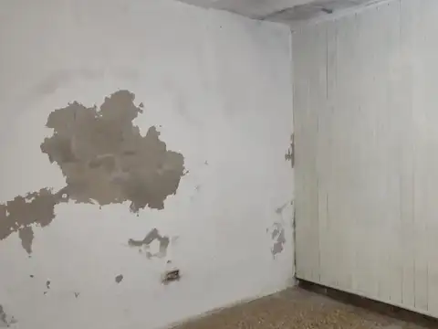 Departamento 3 amb, a refacccionar, posible financiacion.-