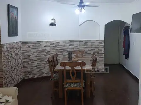 Depto Tipo Casa en Venta de 5 ambientes