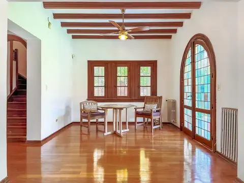 Ladislao Martínez al 800