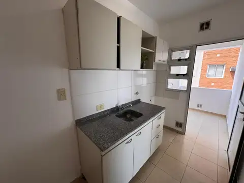 Departamento en Alquiler con 1 cocheras