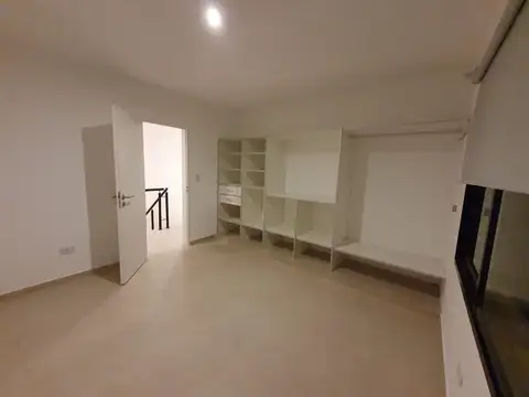 Casa  en Alquiler en Los Robles, La Cañada de Pilar, Pilar