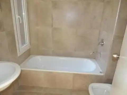 EXCELENTE DEPTO MONOAMBIENTE EN EL EDIFICIO ALTOS DE BALLEST