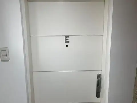 del Valle Iberlucea al 4200