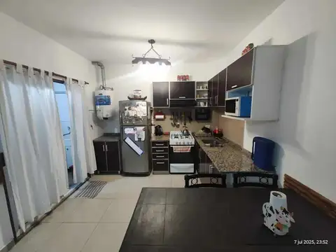 Depto Tipo Casa 2 ambientes con 1 baño