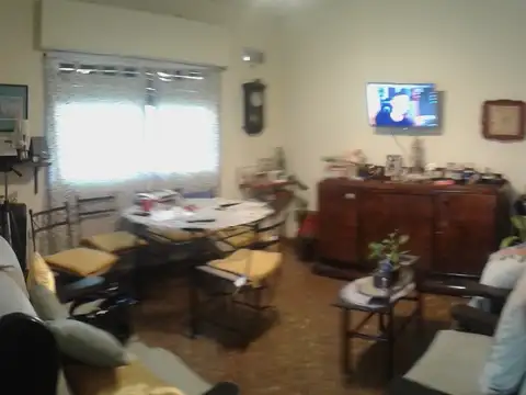 VENTA DE CASA CON JARDIN