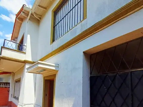 Casa en Venta en Villa Adelina, USD 169.900