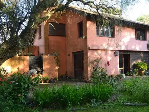 Casa 5 ambientes en Barrio La Florida ID 47588