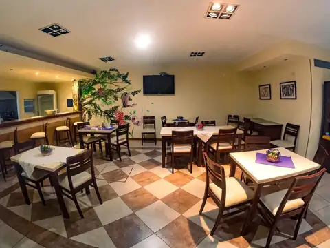 VENDO. Hotel céntrico en la ciudad de Concordia, ER.-