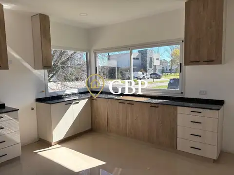 Casa en Venta en Canning, USD 189.999