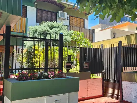 Depto Tipo Casa en Venta de 3 dormitorios