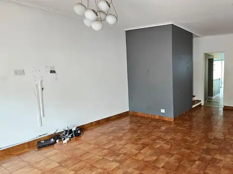 Depto Tipo Casa en Venta de 4 ambientes