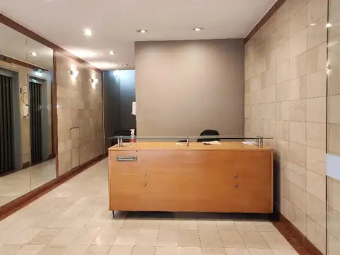 Suipacha 700, Piso 9