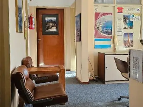 Oficina en Venta 49 años