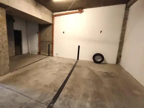 Cochera en República de la Sexta