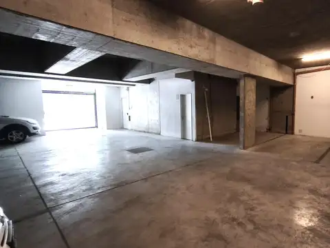 Cochera en República de la Sexta