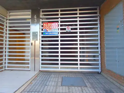 Cochera en alquiler, San Nicolás 435, seguridad.