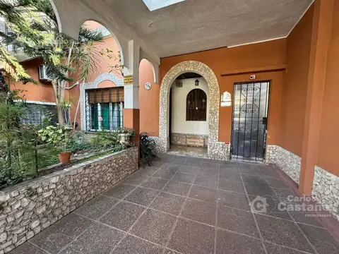Depto Tipo Casa en Venta de 5 dormitorios