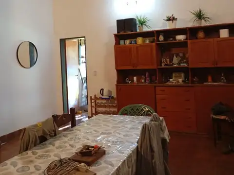 Casa de 3 ambientes con pileta + Depto en Marcos Paz centro