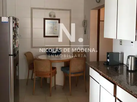 Departamento 4 ambientes con 5 baños