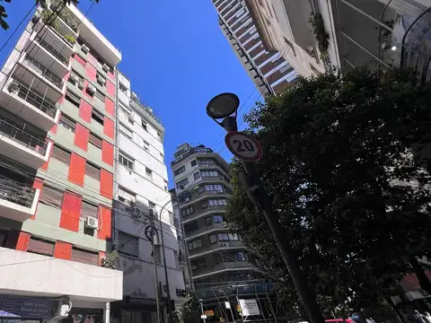 Valentín Gómez  al 2600