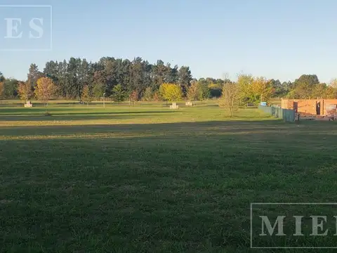 Lote en venta Barrio Privado Las Calandrias