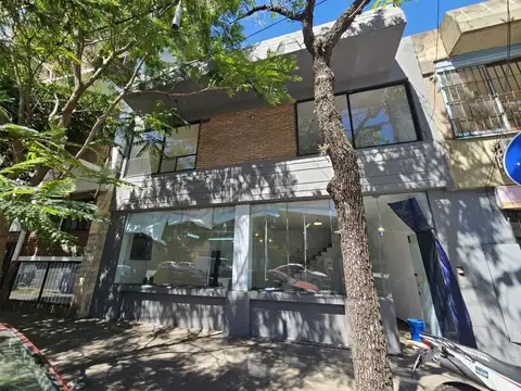 Alquiler Local Doble Planta 9x6 - Av. Jujuy y Brasil - Parque Patricios