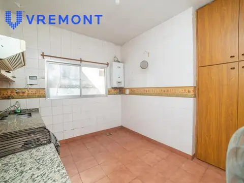 Depto Tipo Casa en Venta 40 años