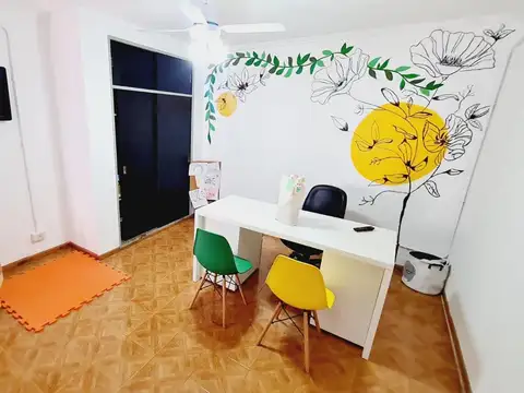 Casa 9 ambientes con 3 baños