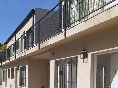 DEPARTAMENTO EN ALQUILER  2 AMBIENTES LUJAN COLON 642