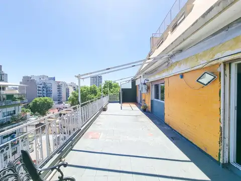 Departamento en Venta de 3 Ambientes con Terraza y Cochera en Parque Chas