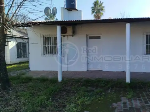 CASA MAS DEPARTAMENTO A MEDIA CUADRA DE AVENIDA FIOROTTO