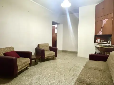 Depto Tipo Casa en Venta en Pompeya, USD 73.000