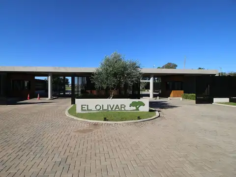 LOTE  CENTRAL- EL OLIVAR BARRIO CERRADO EN PILAR