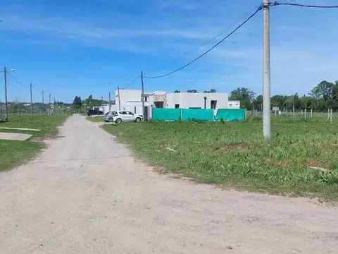 Terreno en Venta en Joaquin Gorina, USD 48.000