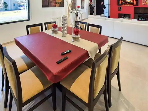 Casa en Venta al Este