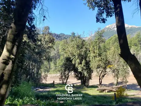 Cacique Antriao  al 600, Villa la Angostura