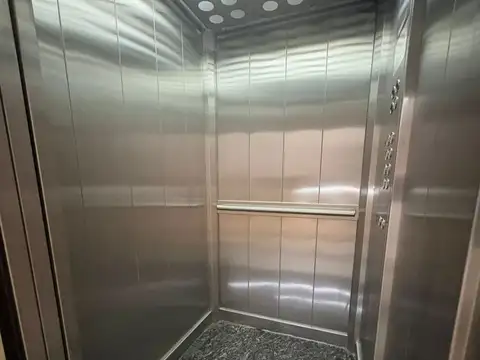 Sabattini 4800, Piso 3