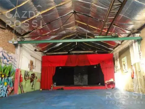 Galpon en Venta 27  mts Fondo