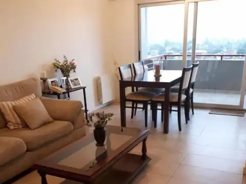 DEPARTAMENTO 2 AMBIENTES CENTRO CASTELAR