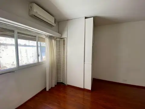 Excte. departamento 1 amb., apto profesional,muy luminoso, piso alto.