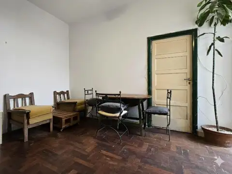 Depto Tipo Casa en Venta en Villa del Parque, USD 85.000