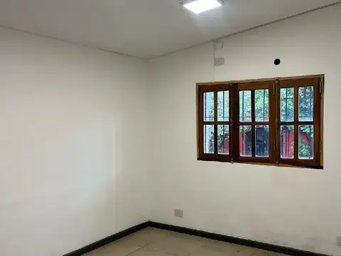 LCF A164 - CONSULTORIOS EN ALQUILER Z/ AV. MAIPU Y AV. LOPEZ TORRES