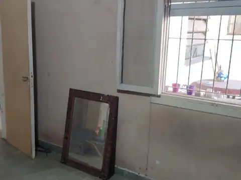 Depto Tipo Casa en Venta 50 años